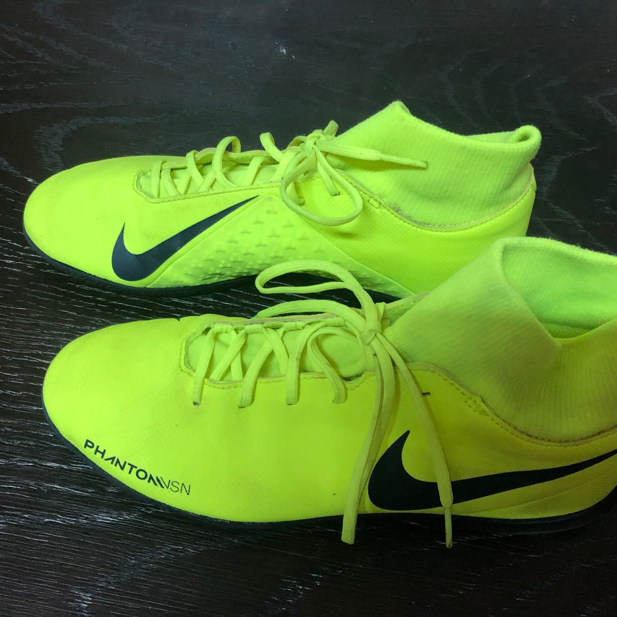 Chuteira cano best sale alto nike futsal