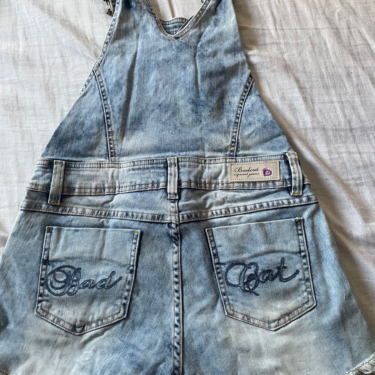 Jardineira Feminina Bad Cat Macac o Feminino Bad Cat Usado