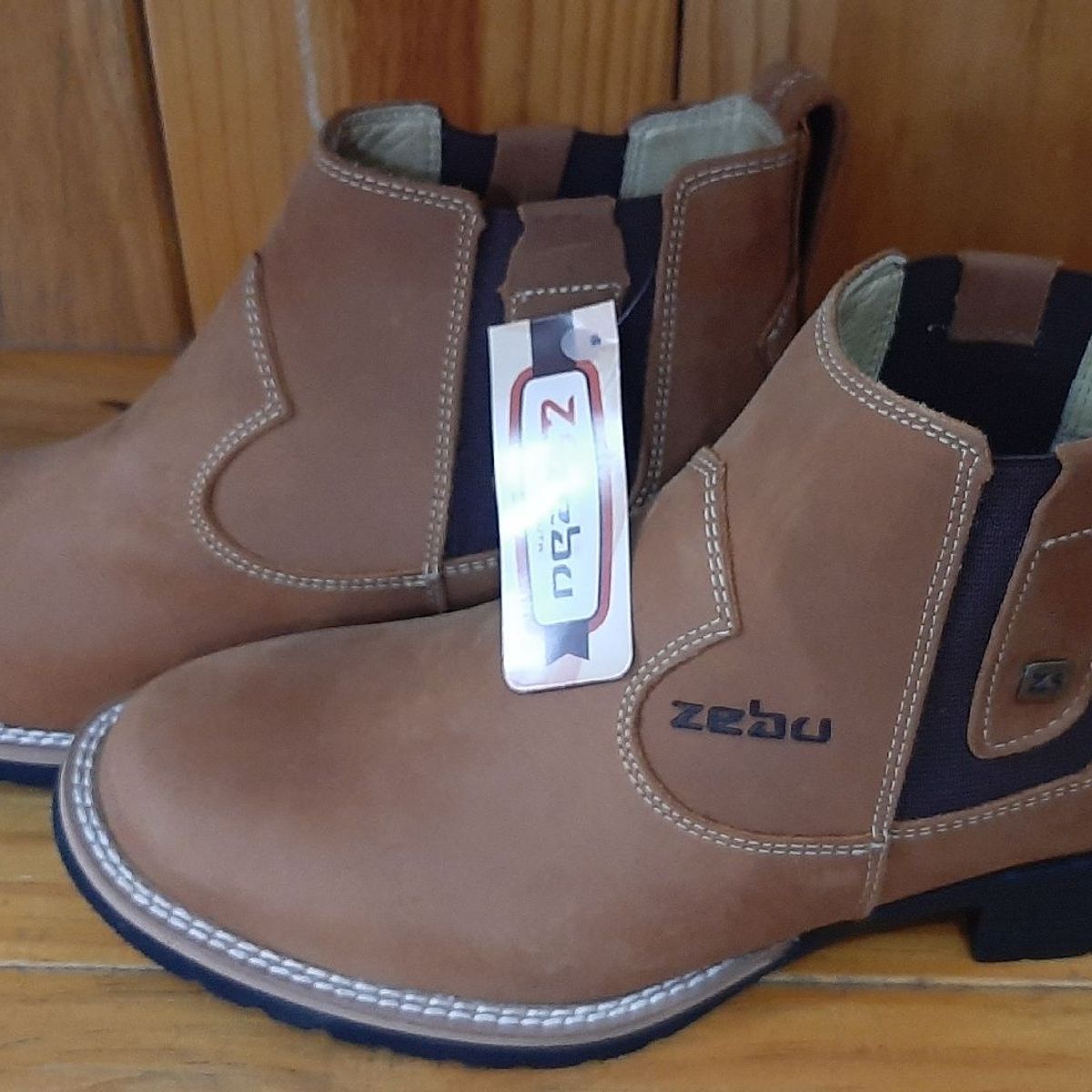 Bota best sale masculina zebu