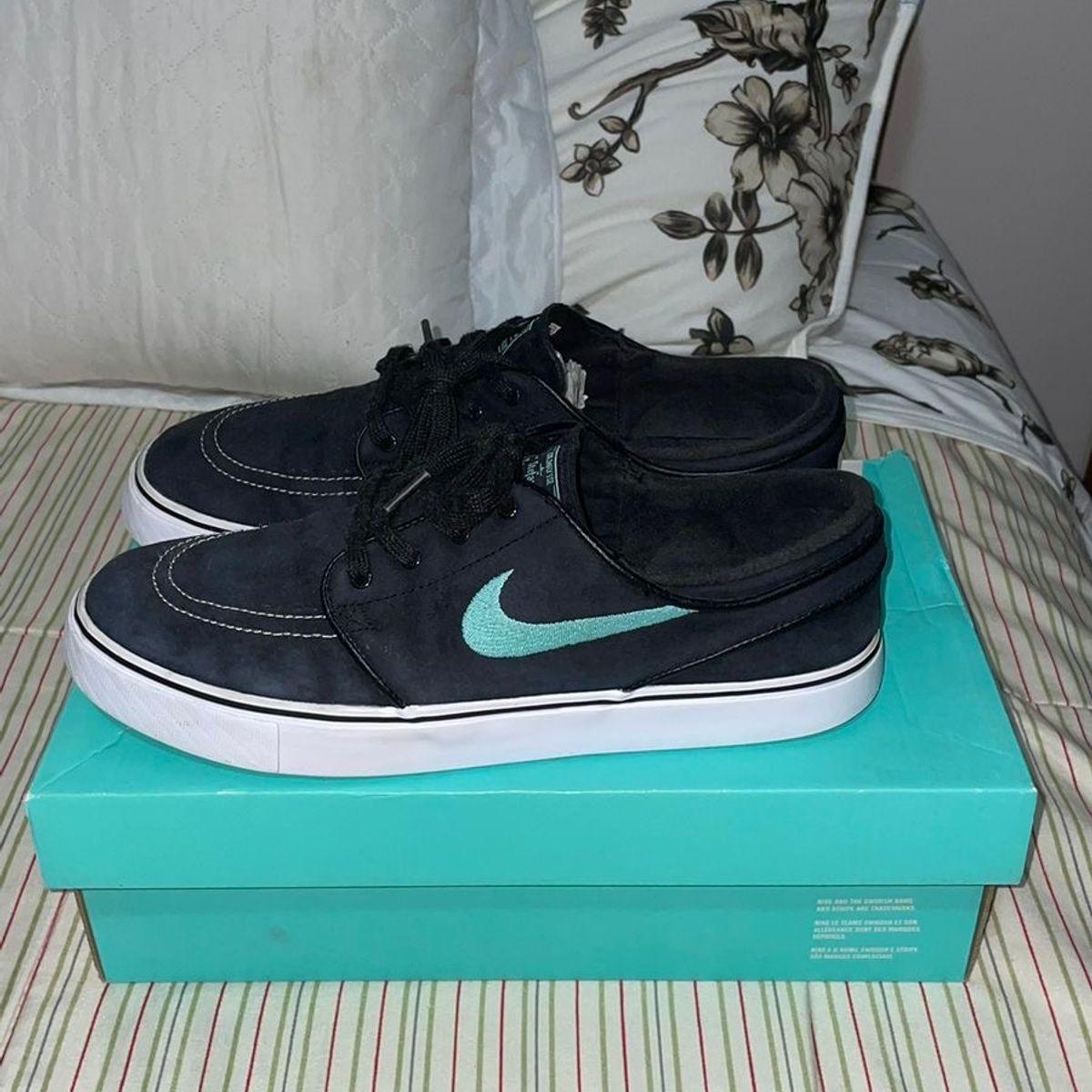 Nike cheap tiffany janoski