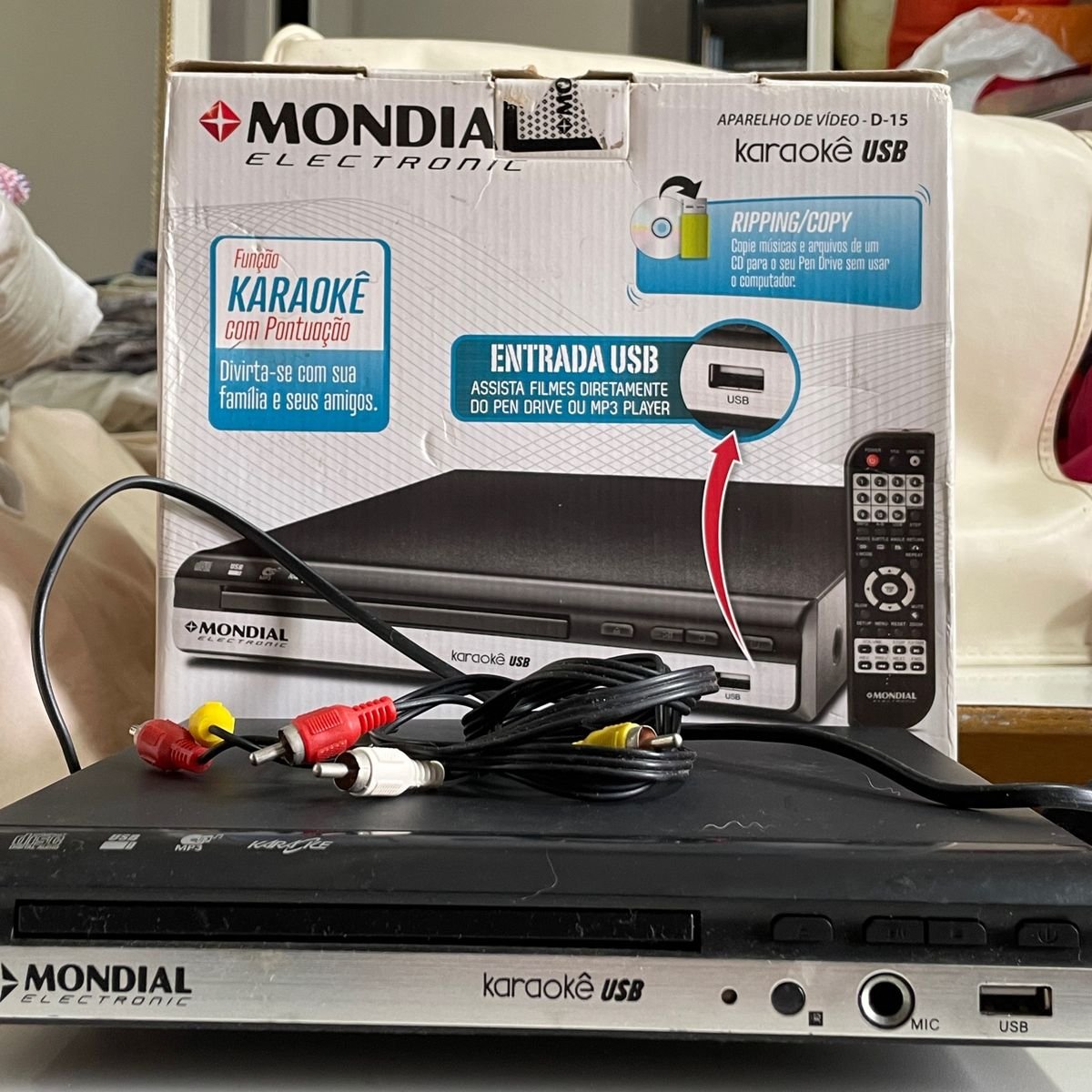 DVD Player Mondial D-15 Com Karaokê, Entrada USB e Ripping