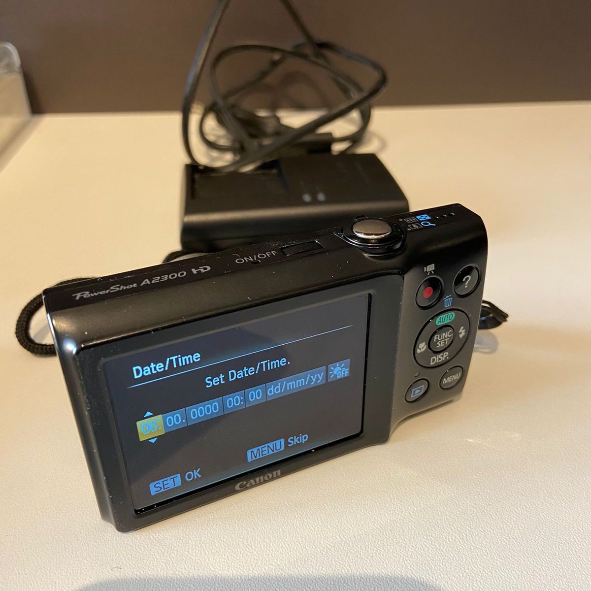 Camera Canon Powershot A2300 Hd 16 Mp 5x Zoom | Máquina