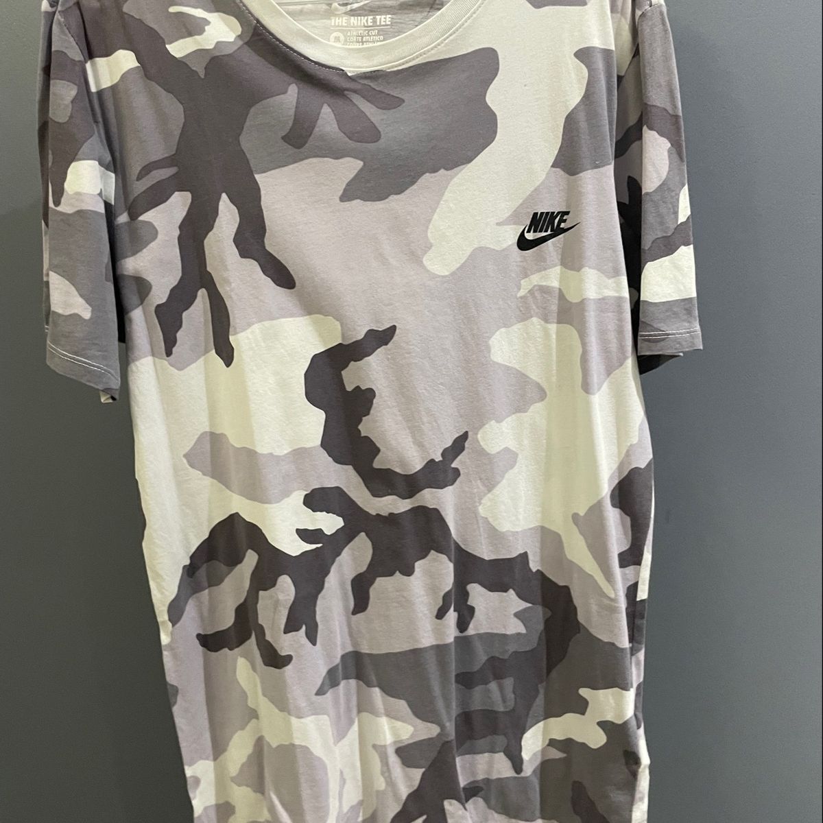 Blusa da best sale nike camuflada