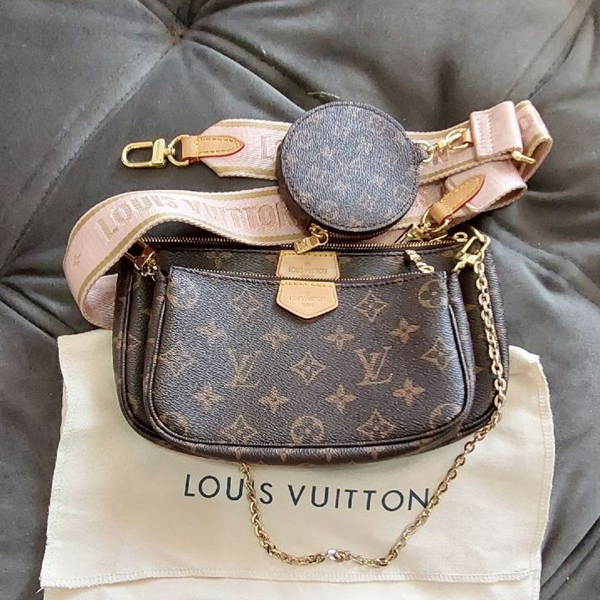 Bolsa Louis Vuitton Pochette Multicolore, Bolsa de Ombro Feminina Louis  Vuitton Usado 20039765, enjoei