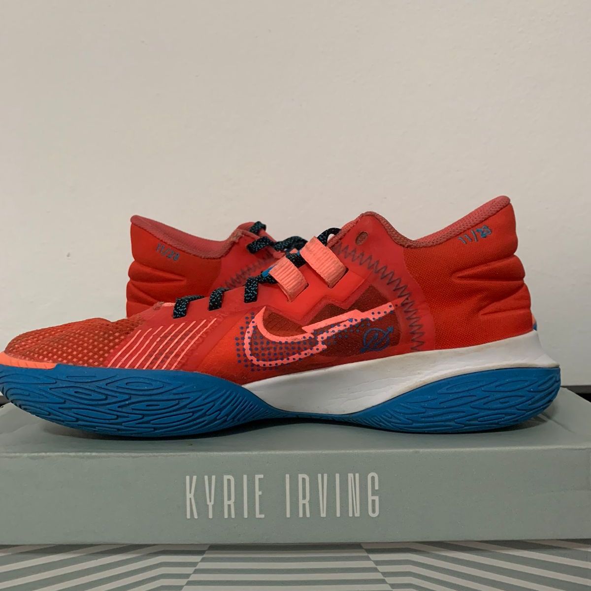 Nike kyrie best sale flytrap 2018