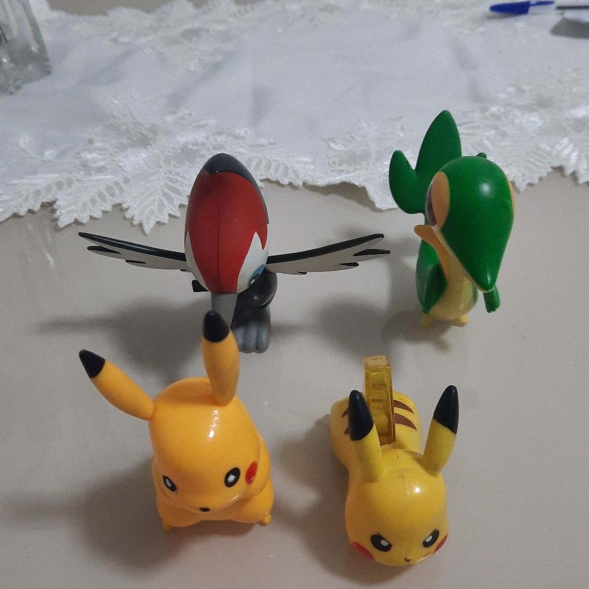 Lote De 7 Brinquedos Mcdonalds Festa No Céu Pokémon E Outros