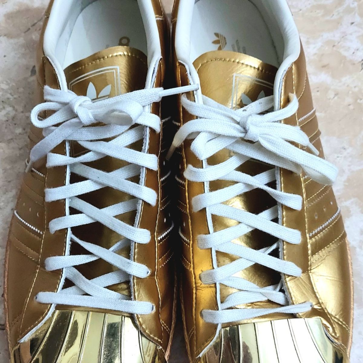 Adidas superstar on sale metallic gold