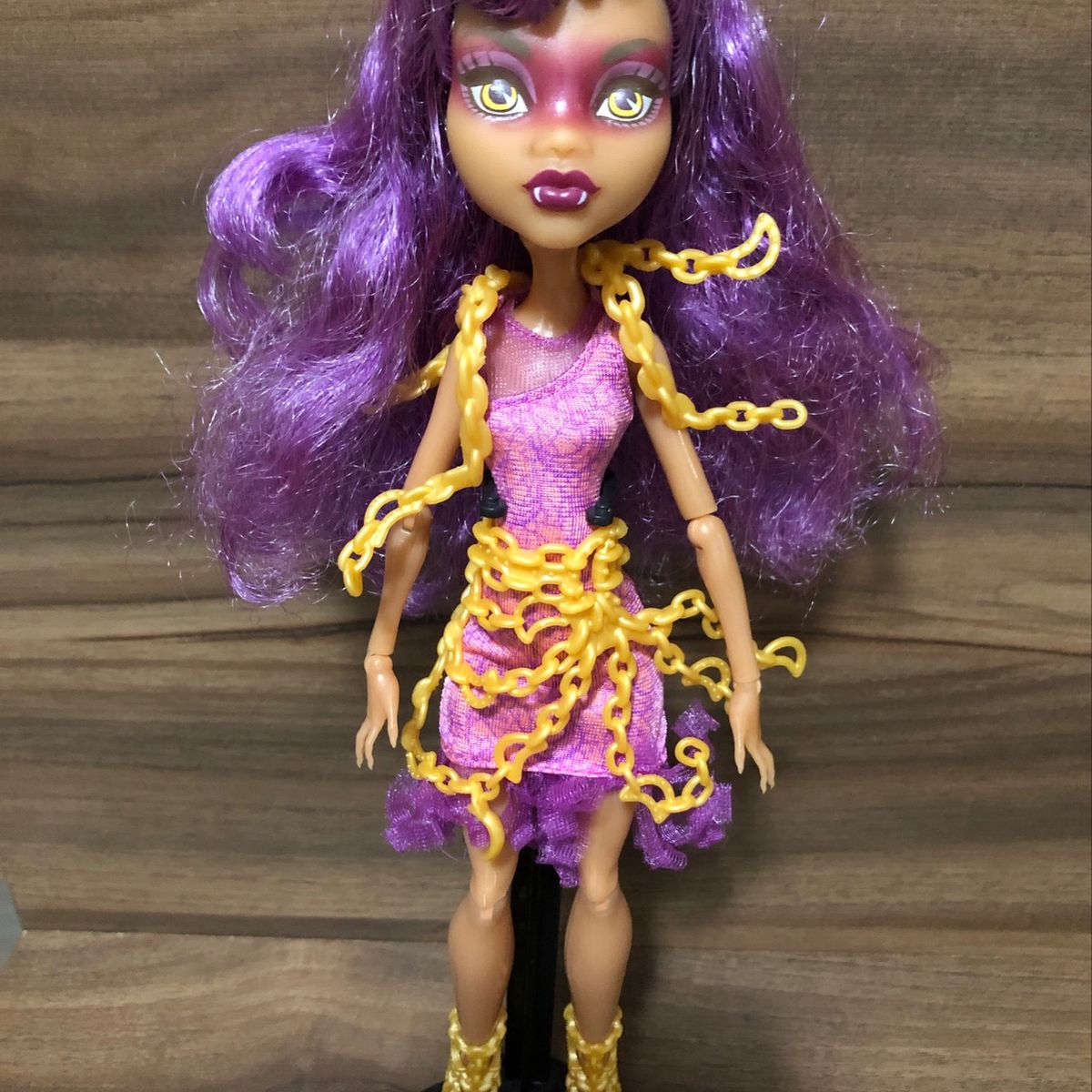 Monster High - Assombrada - Bonecas Básicas - Clawdeen