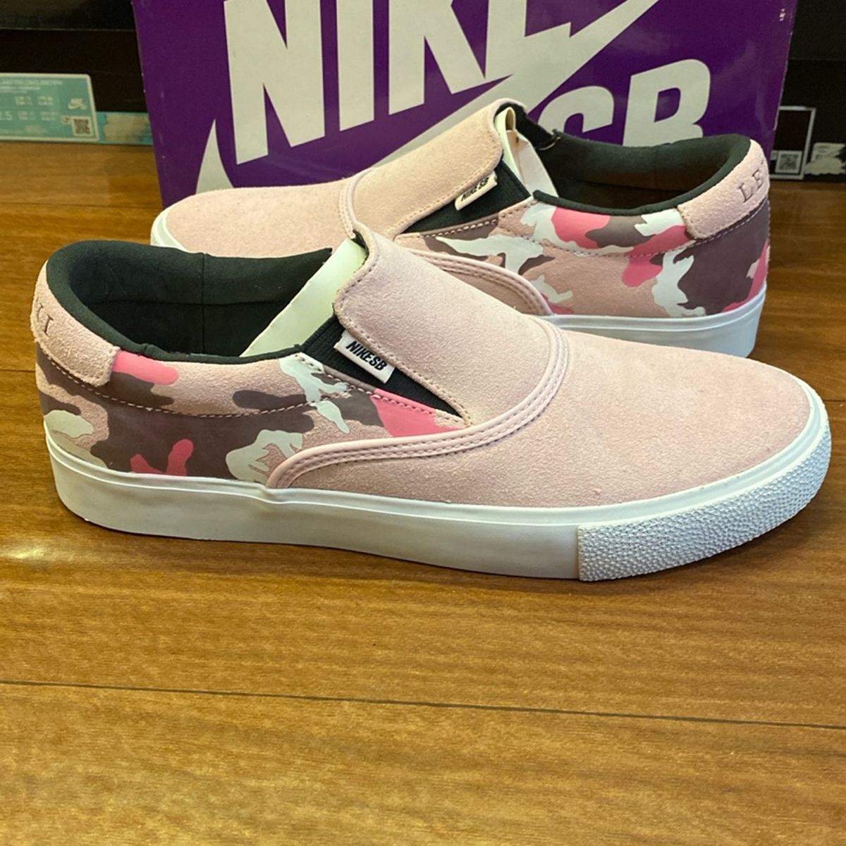 Nike sb best sale slip on womens