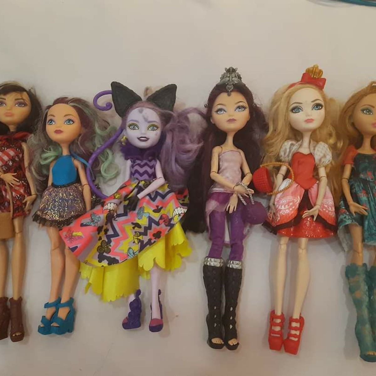 Bonecas Ever After High - Lizzie, Briar e Apple (país Das Maravilhas) |  Brinquedo Mattel Usado 83443051 | enjoei