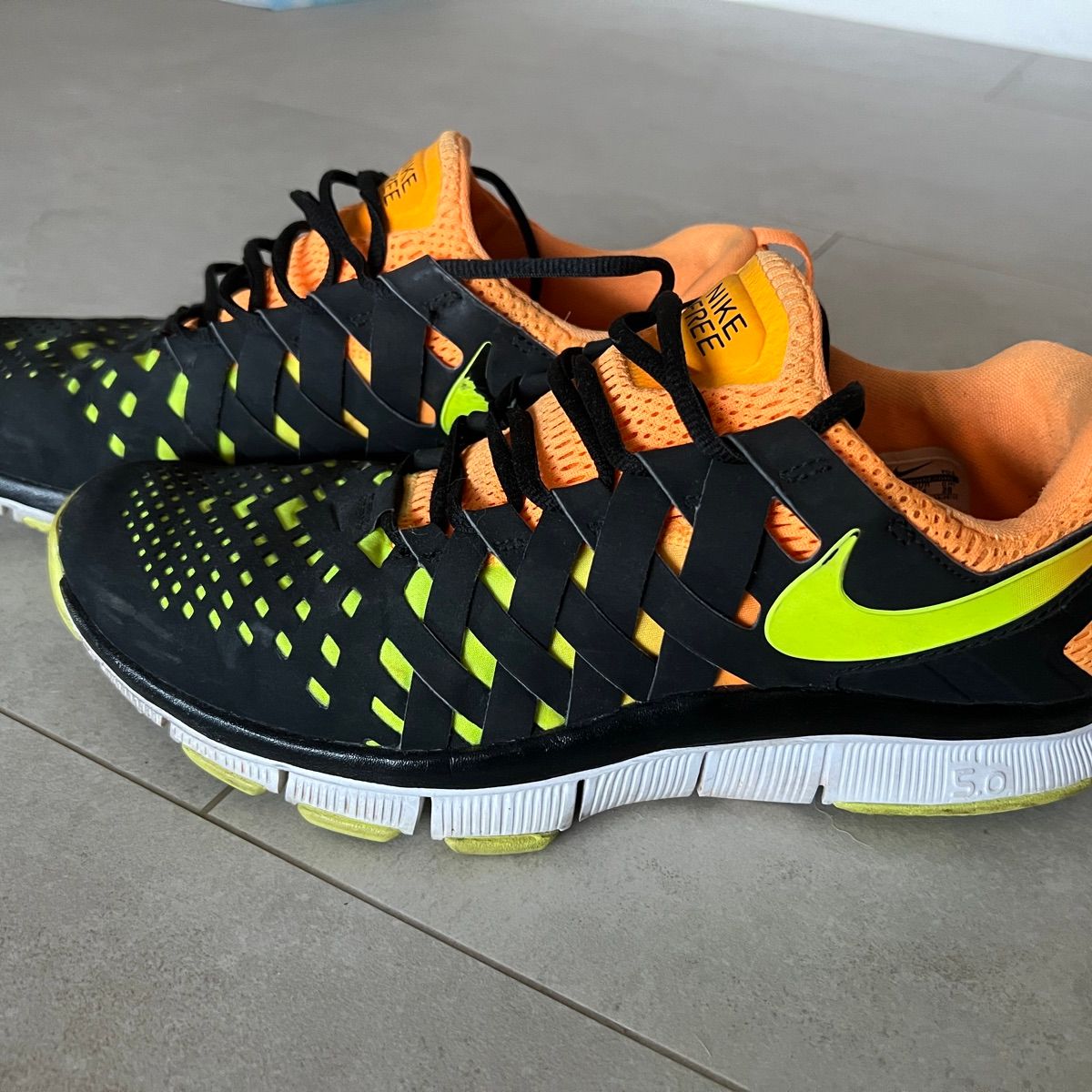 Nike free store trainer 5.0 v5