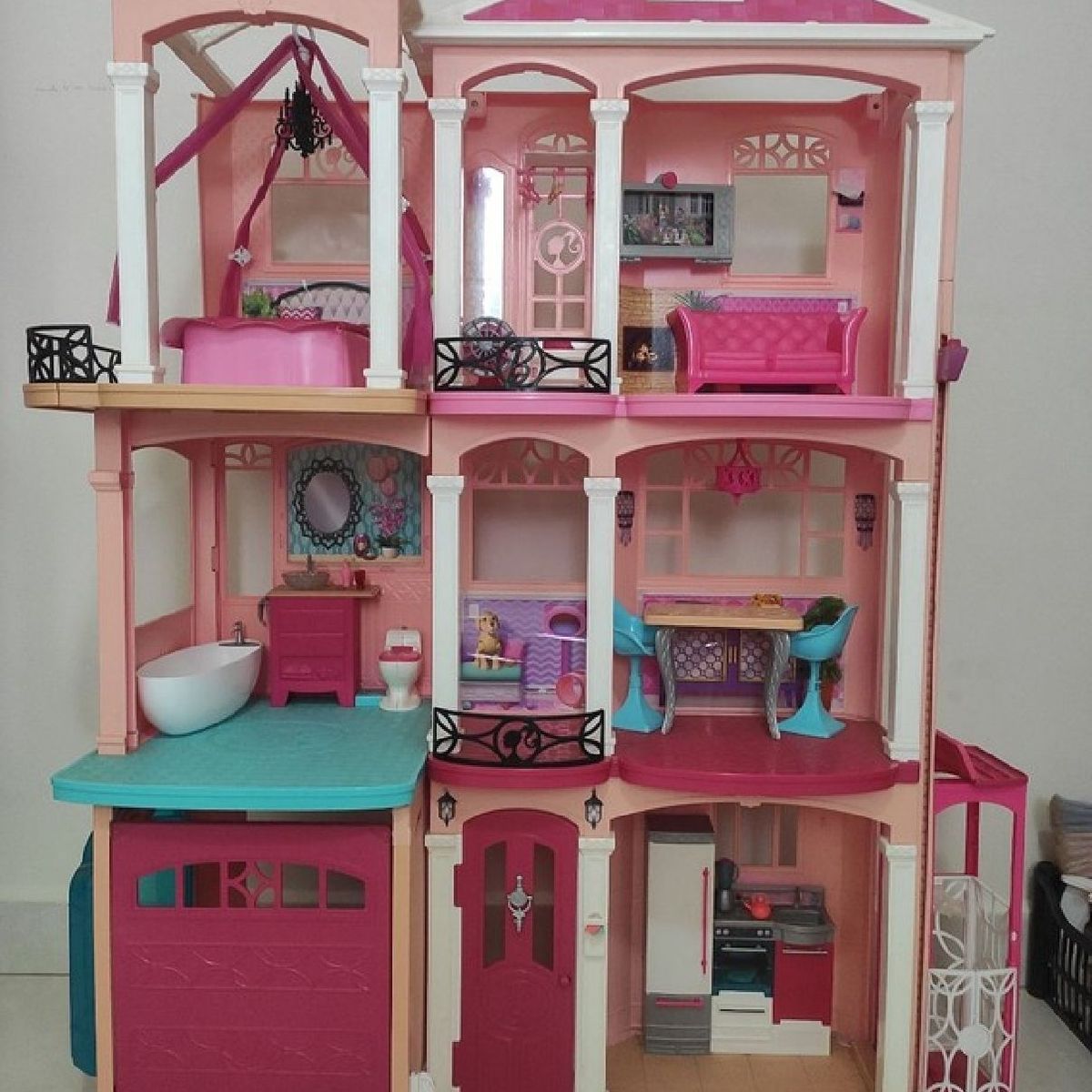 Casa da Barbie Dreamhouse, 3 Andares, Pouquissimo Usada! | Brinquedo para  Bebês Mattel Usado 33453060 | enjoei