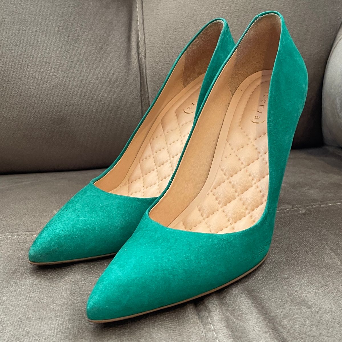 Scarpin verde hot sale esmeralda