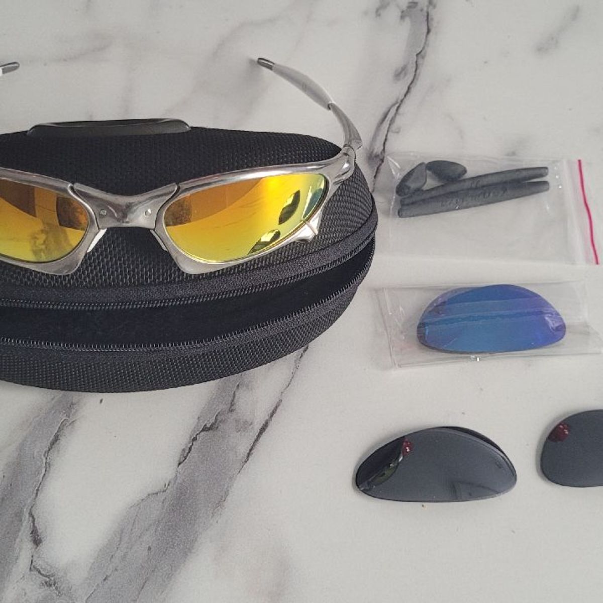 Óculos de Sol Oakley Juliet (Preto Lente Preta) PENNY 520