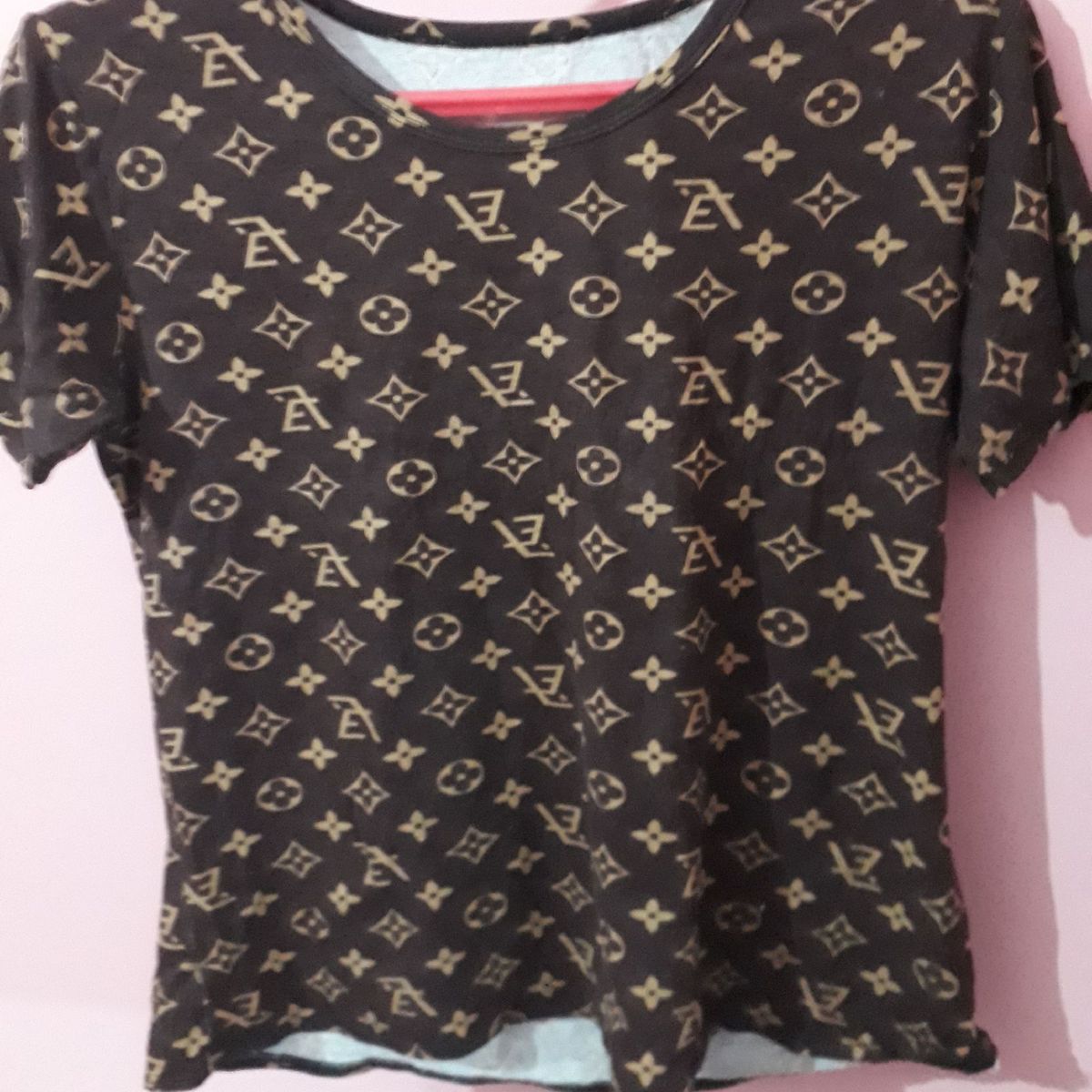 Blusa T-shirt Feminina 100% Algodão Louis Vuitton Stras Bege Preto Camisa