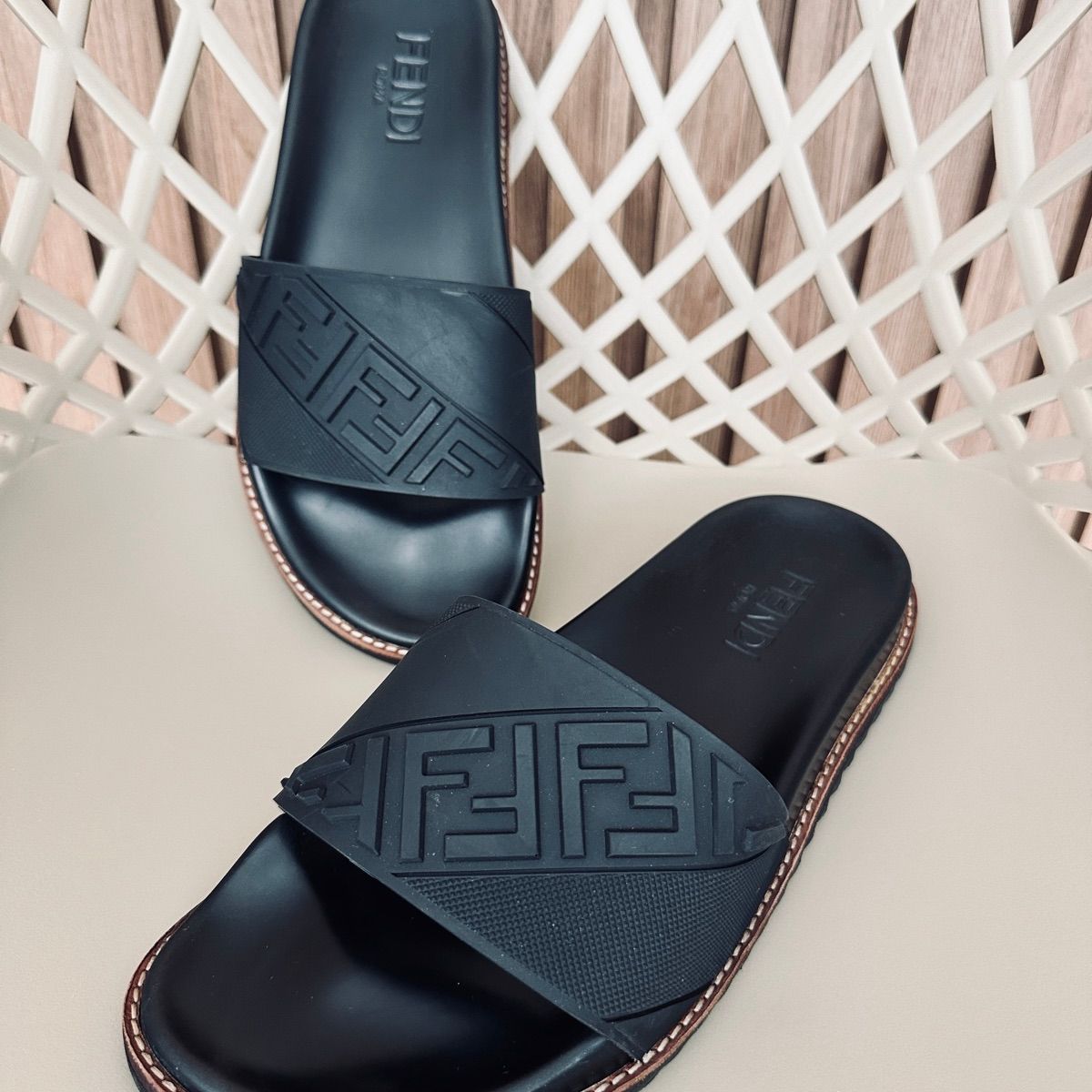 Cloud Slides Fendi Rubber Slides Slide Fendi Original Rubber  display picture 2