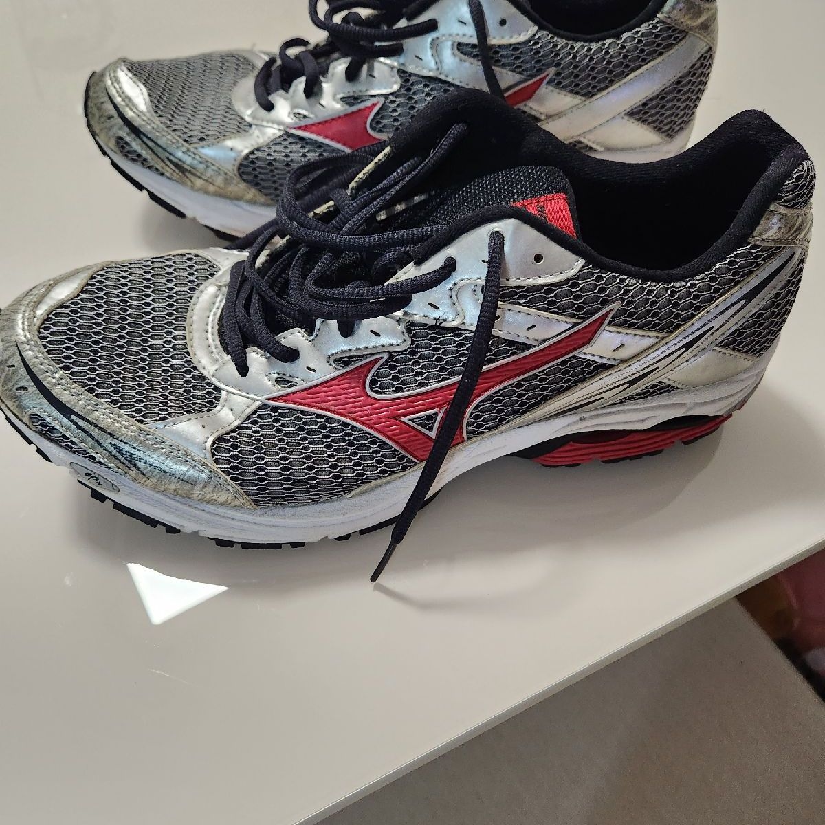 Mizuno wave hot sale laser silver