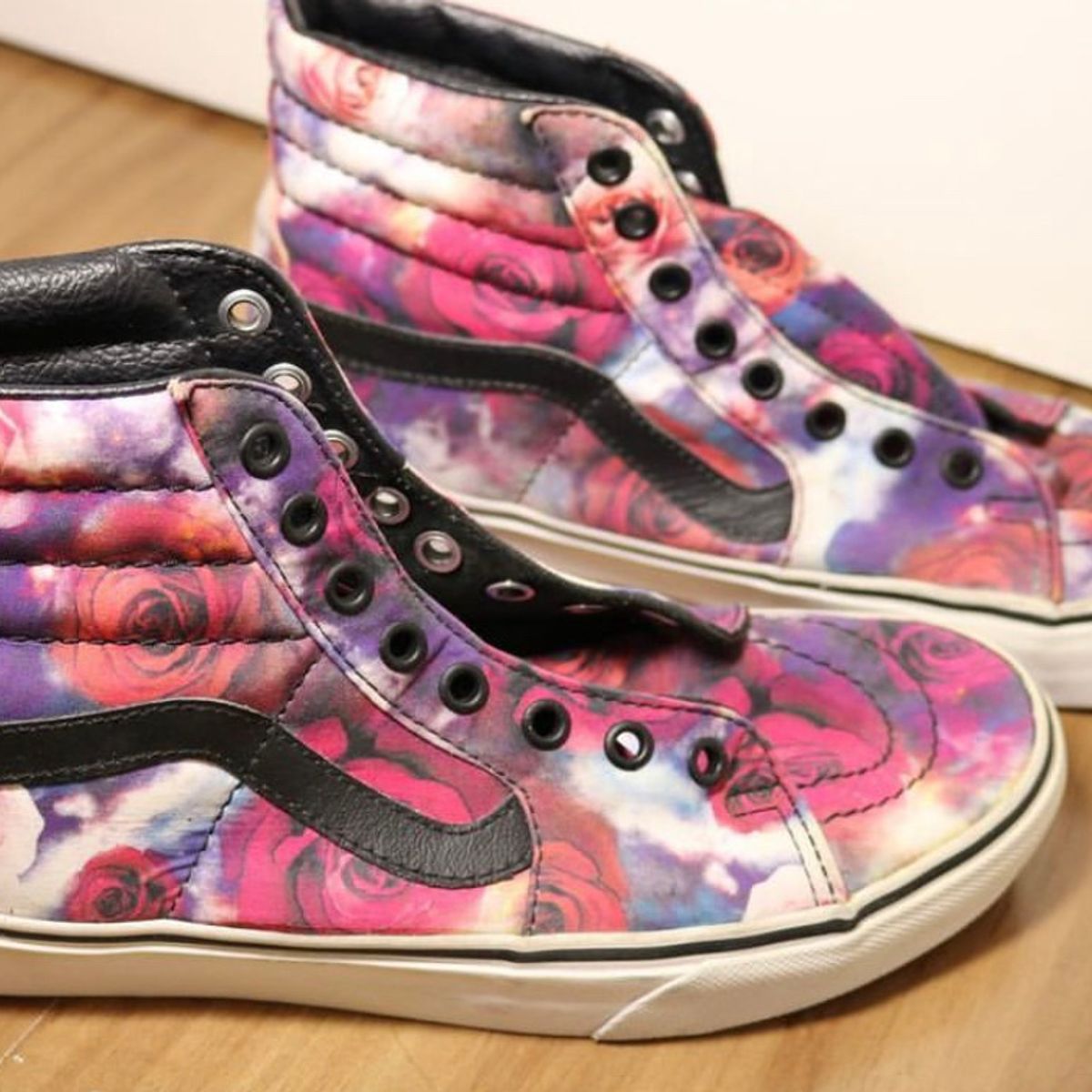 Galaxy 2025 rose vans