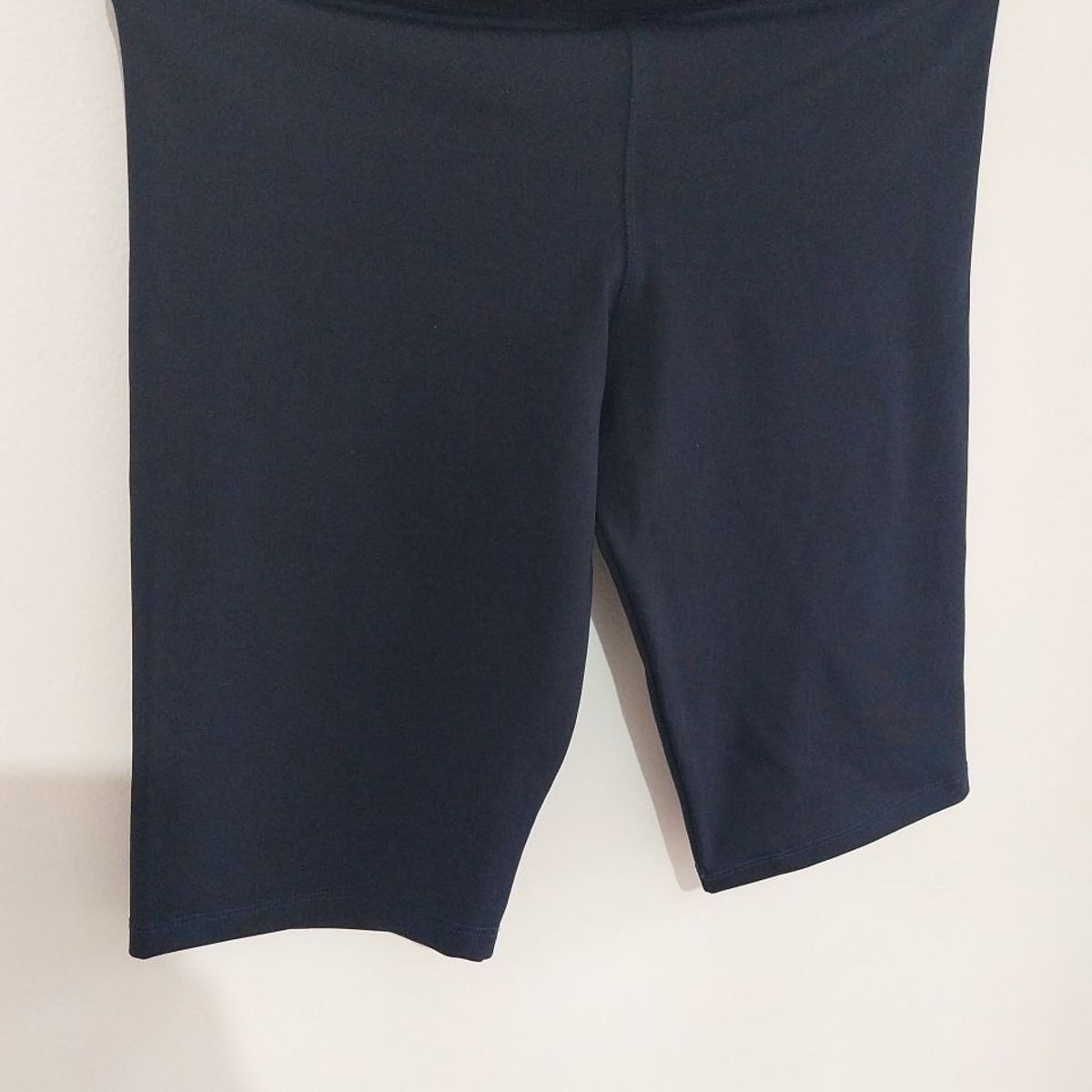 SHORT LICRA AZUL MARINO