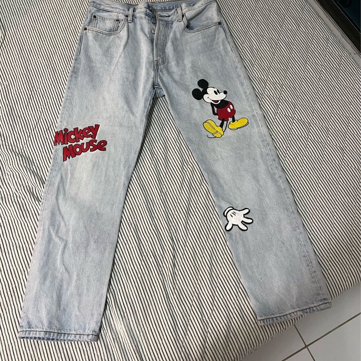 パンツ Levi's Premium 501 Disney Mickey Mouse Calça Jeans Levi'S X Disney Mickey Mouse 501 Edição Limitada