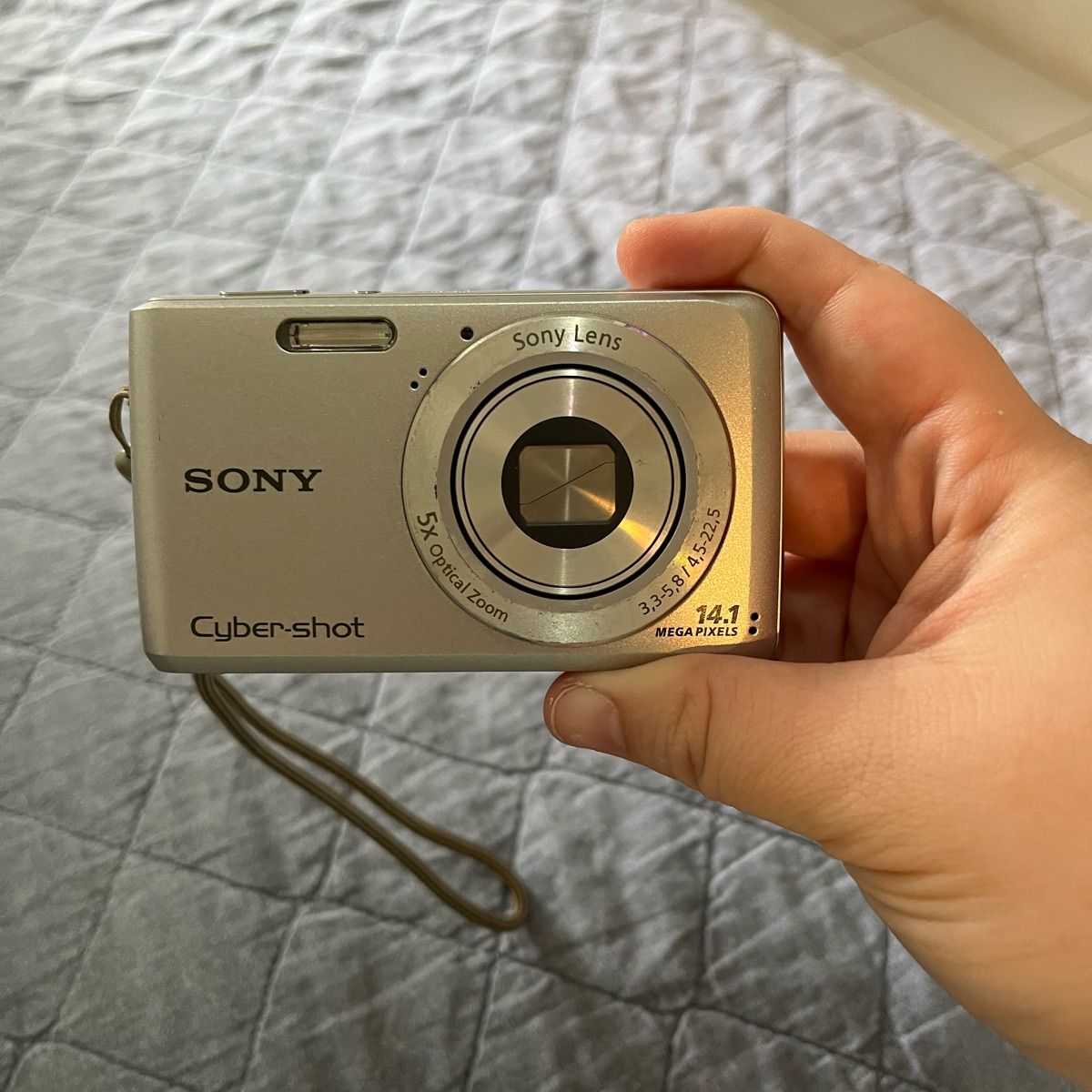 SHOT@ページ Câmera Digital Sony Cyber-Shot 14.1 Megapixels | Sony Usado