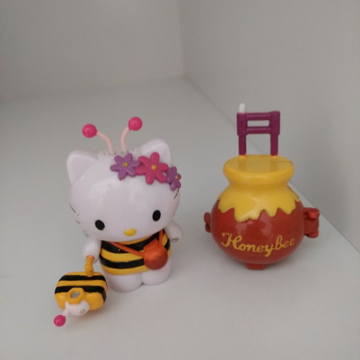 Hello Kitty Honeybee - Dream World - 2001 - Bandai | Brinquedo