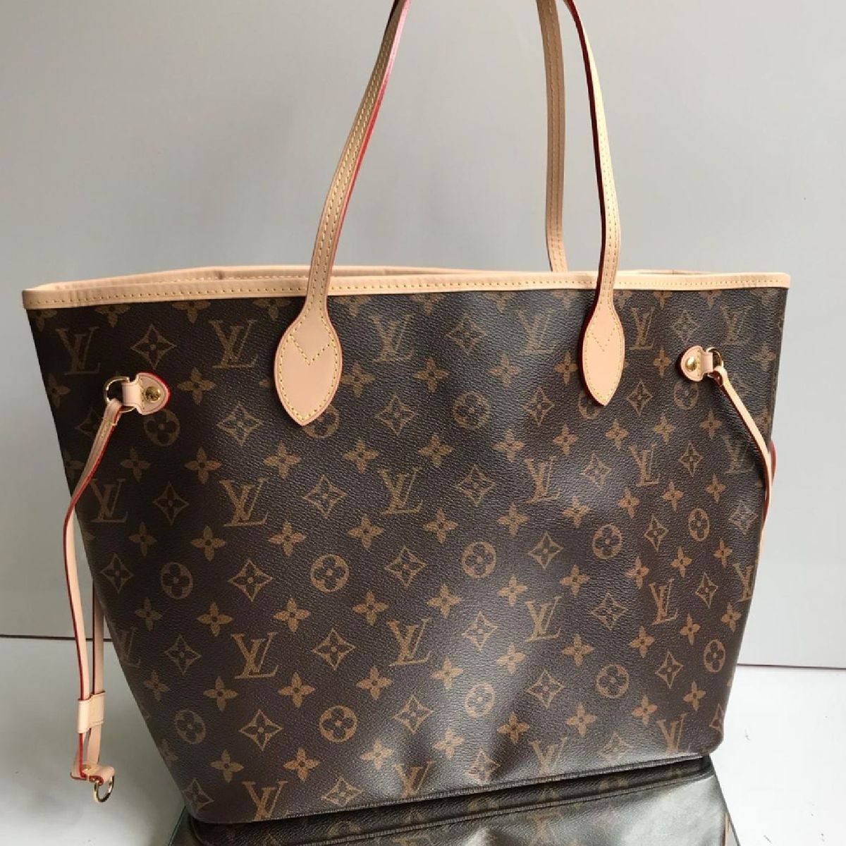 Mini Pochette Louis Vuitton | Bolsa de mão Feminina Louis Vuitton Usado  87521875 | enjoei