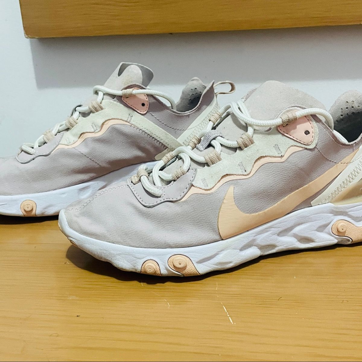 Womens nike best sale react 55