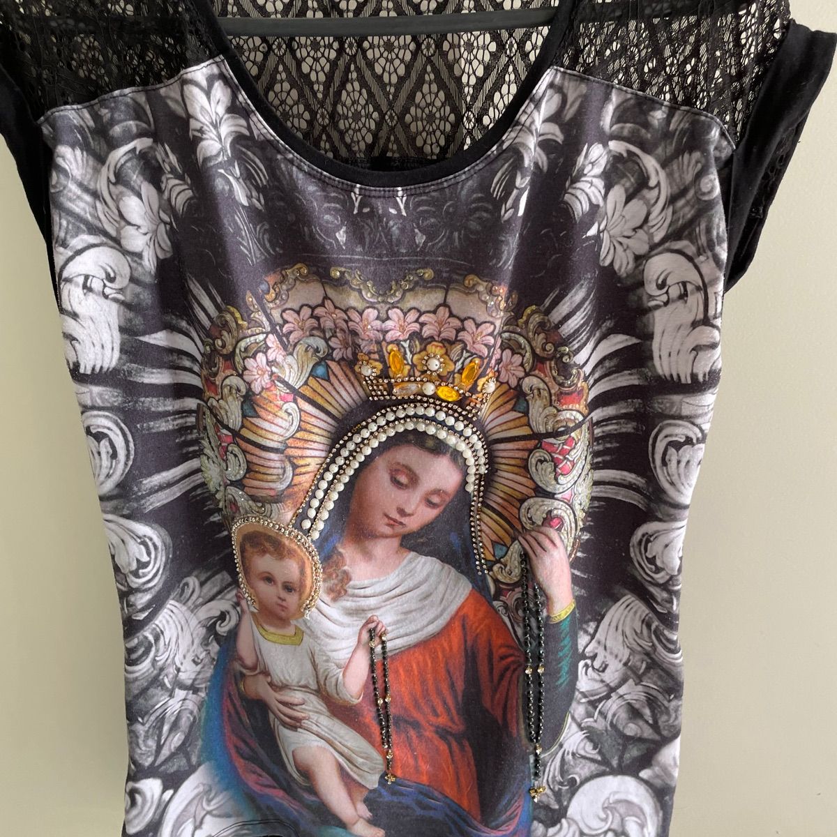 Camisetas agape best sale com pedrarias