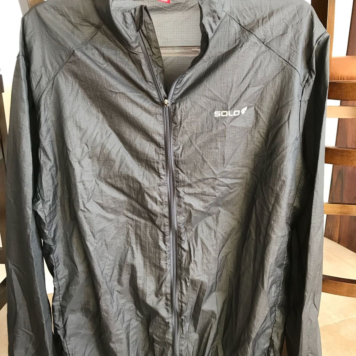 jaqueta corta vento solo