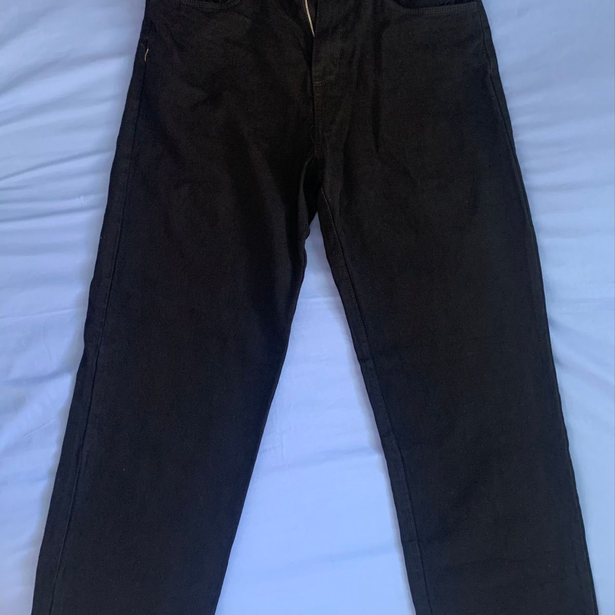 Calça jeans best sale preta boca larga