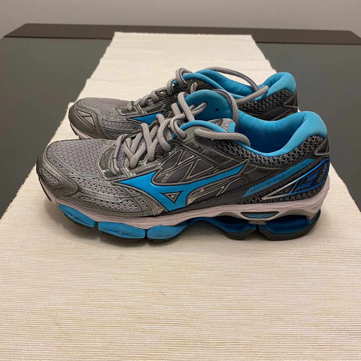 Tênis Mizuno Infinity Wave | Mizuno Nunca Usado 115690156 | enjoei