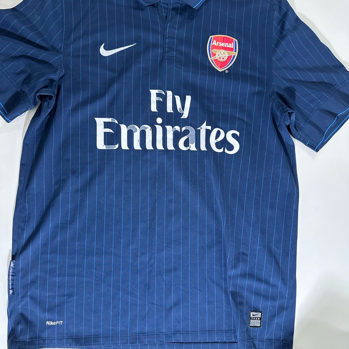 Nike Arsenal ネイビー ストライプシャツ Original! 3ª Camisa do Arsenal Nike/ Emirates | Adidas Usado
