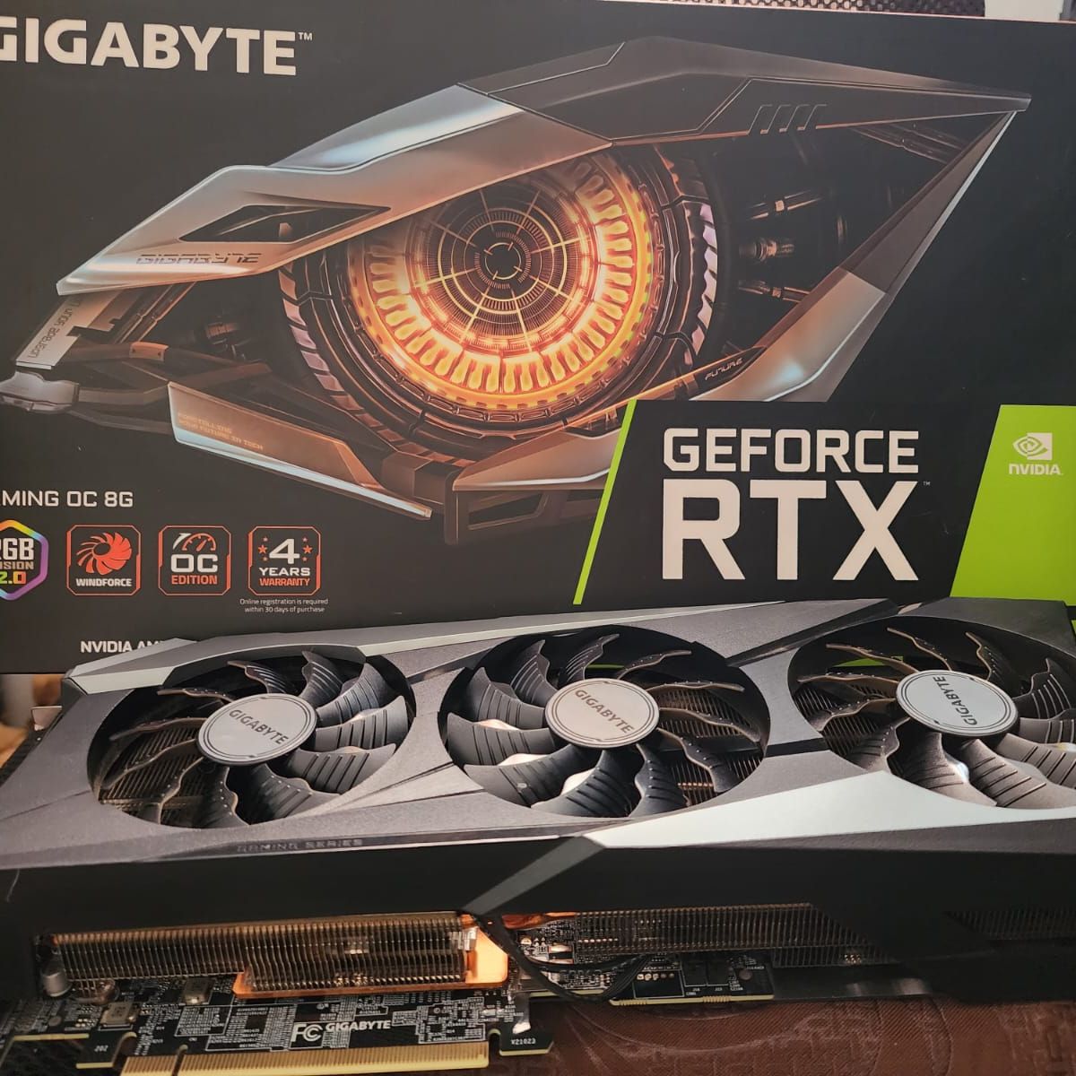 未使用近い GIGABYTE RTX 3070 Ti GeForce