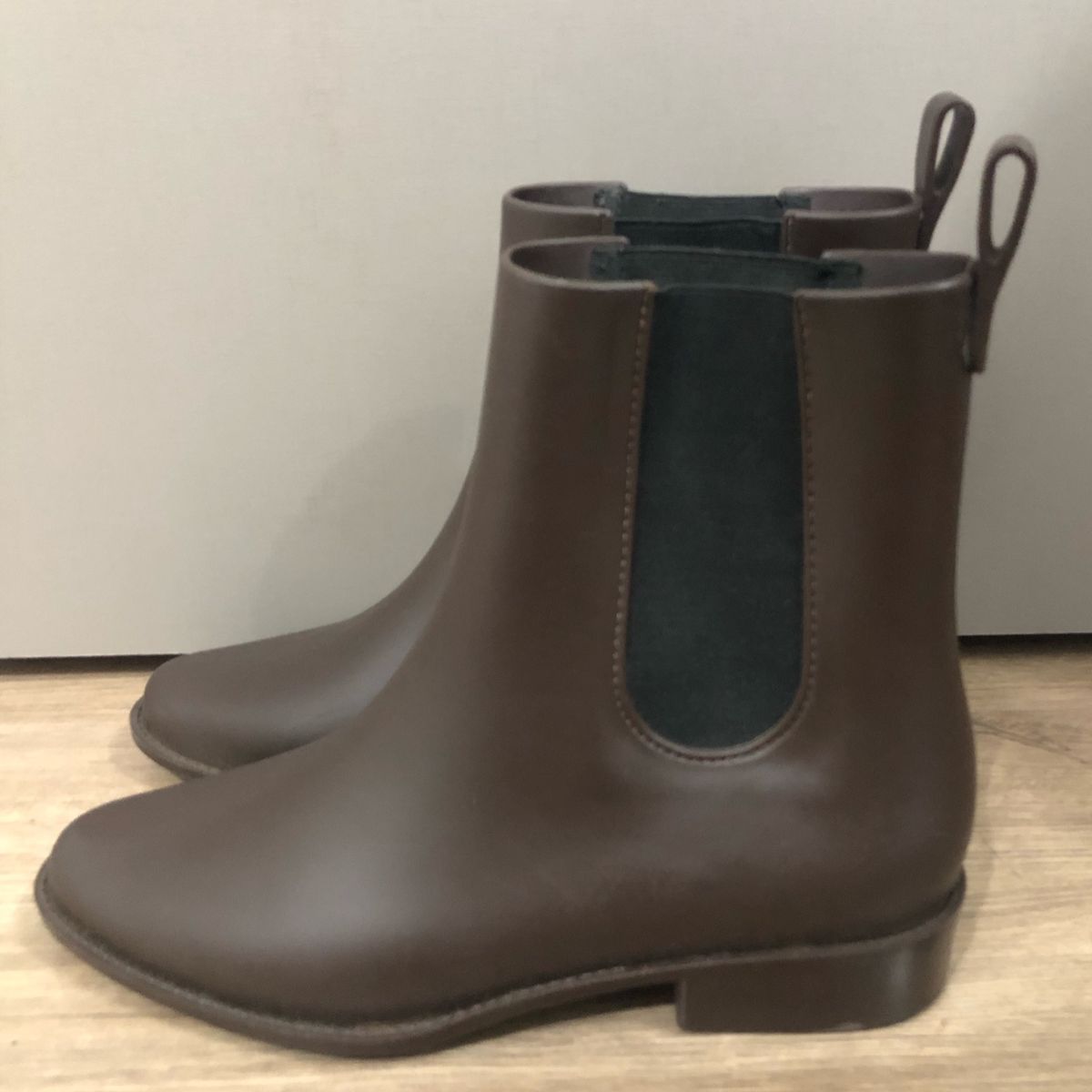 botinha cano curto melissa