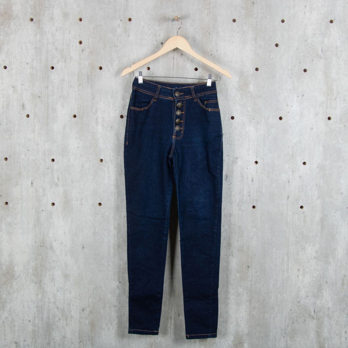 calça jeans cintura alta jezzian