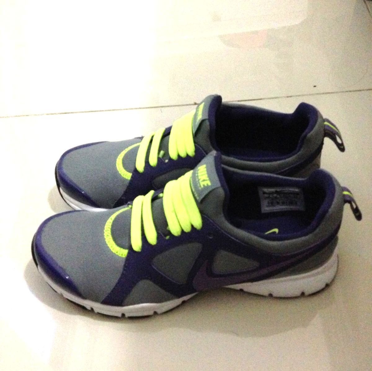 nike comfort footbed corrida