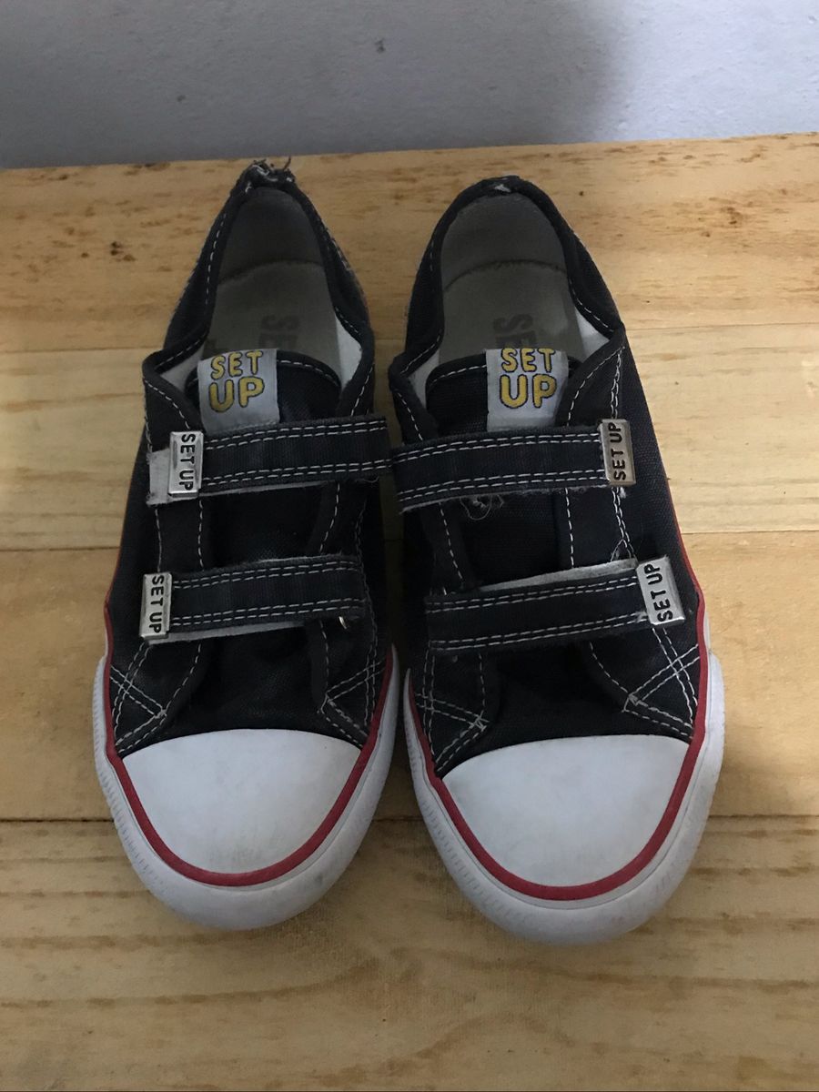 dois tenis por 129 riachuelo