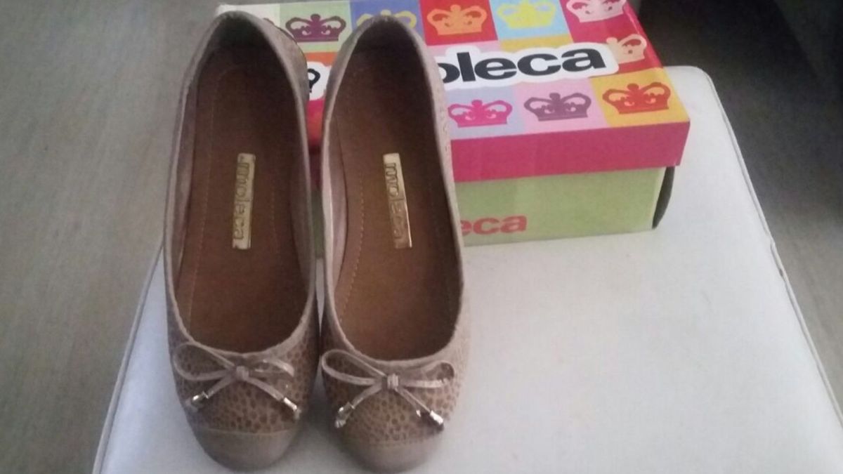 sapatilha para loja de dez reais