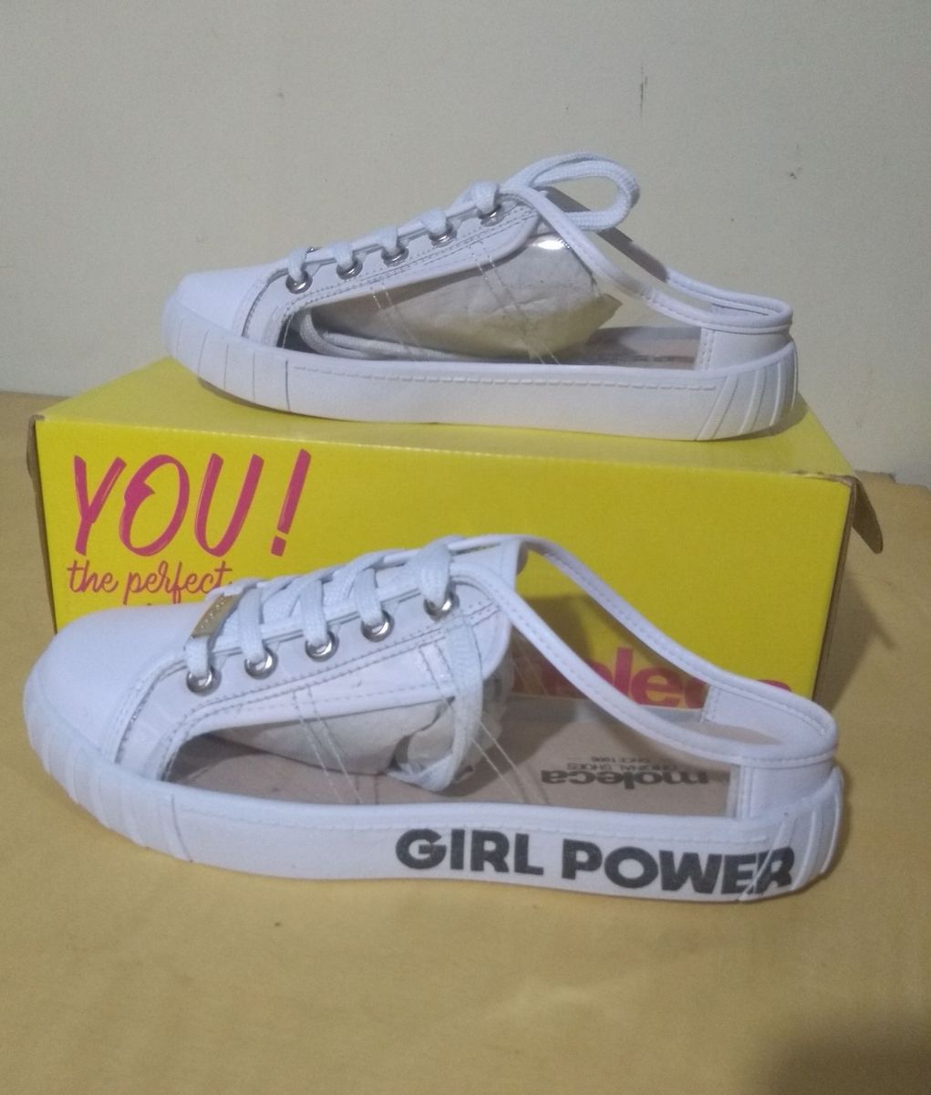 tenis girl power moleca