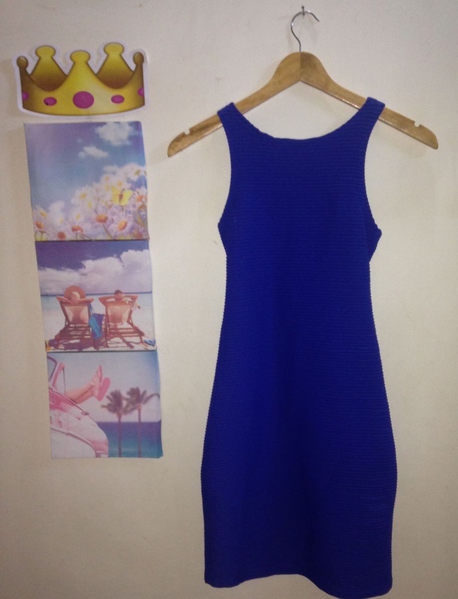 vestido colado azul