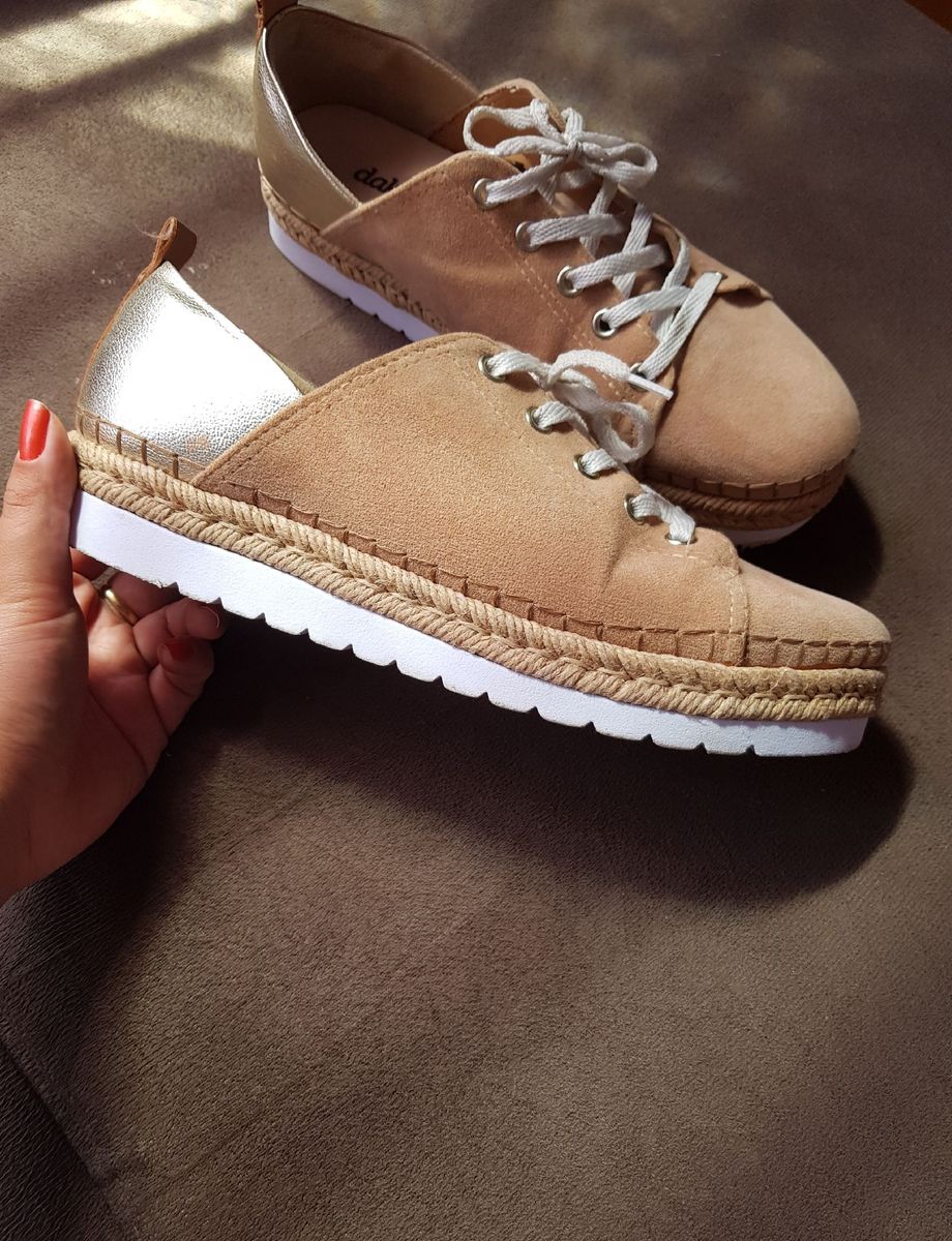 tenis dakota caramelo