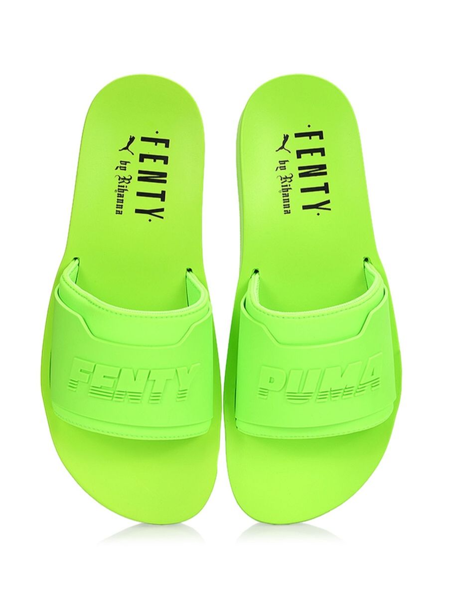 chinelo rihanna puma preto