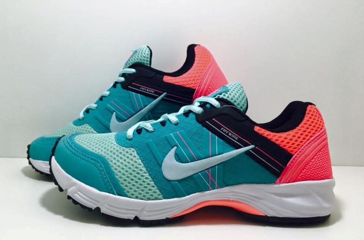 tenis nike fitsole feminino