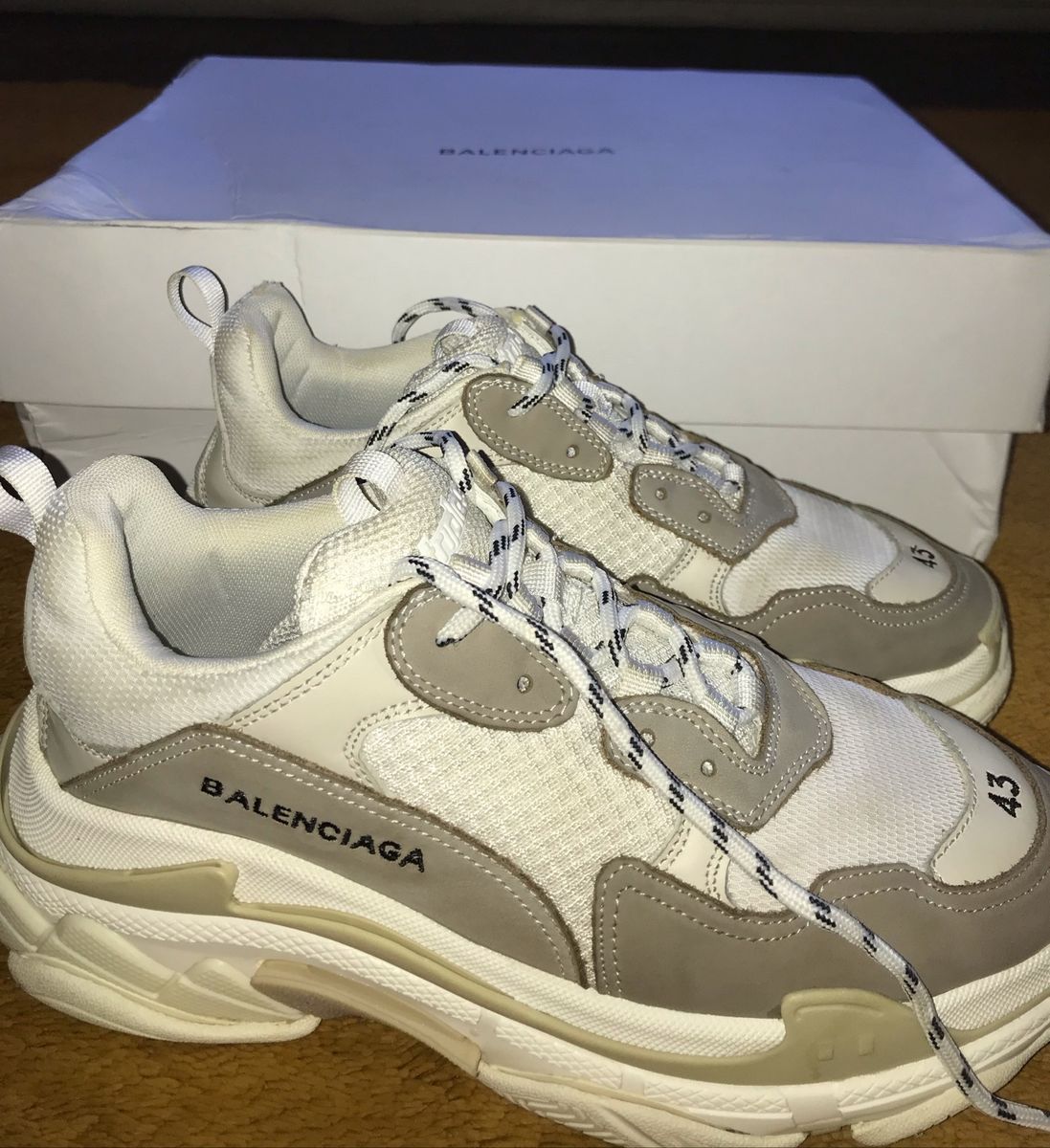 tenis balenciaga cinza