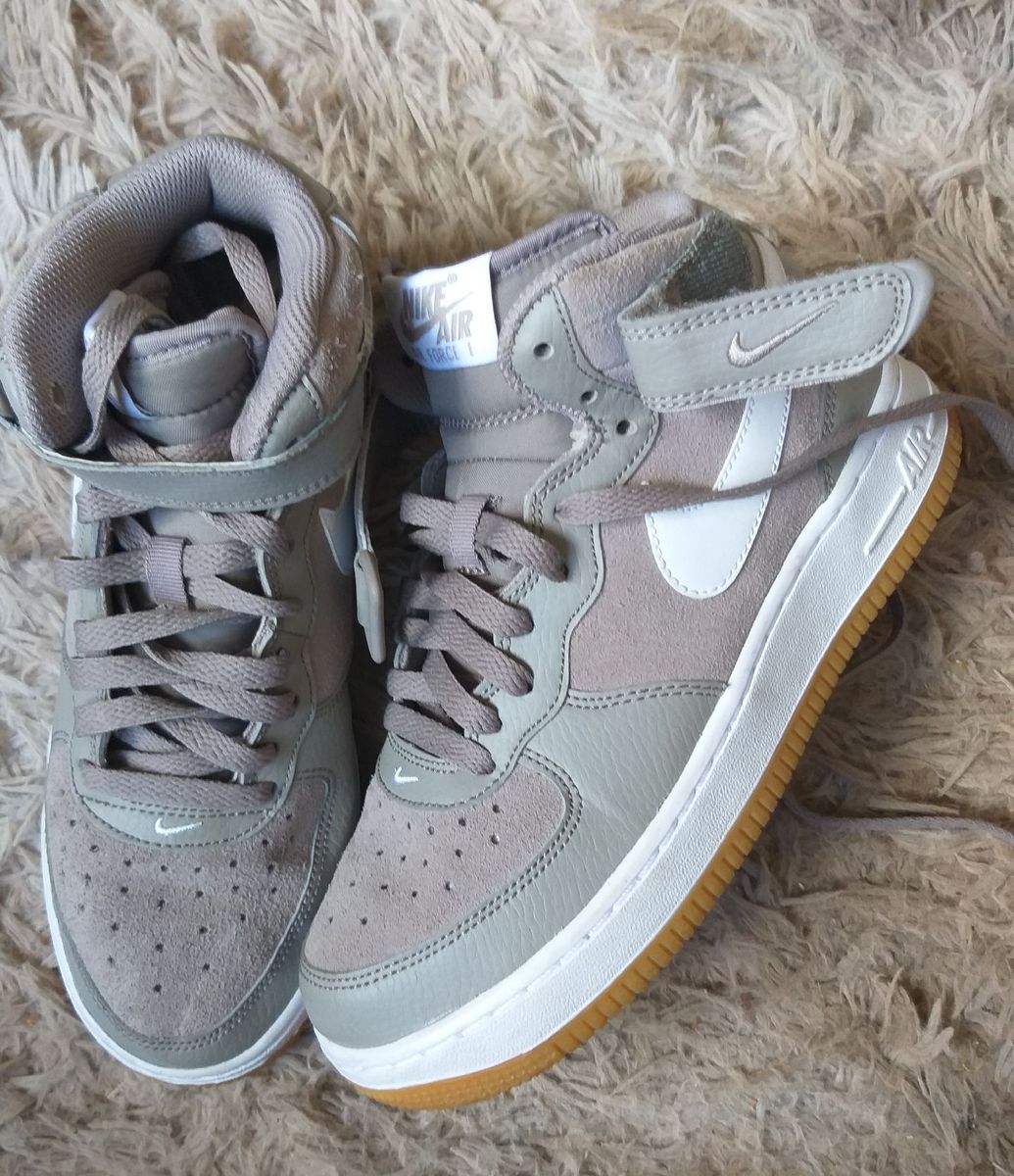 nike cano alto cinza