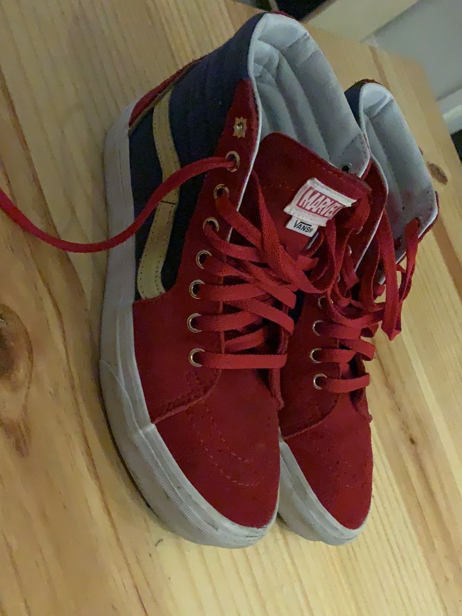 tenis capita marvel vans