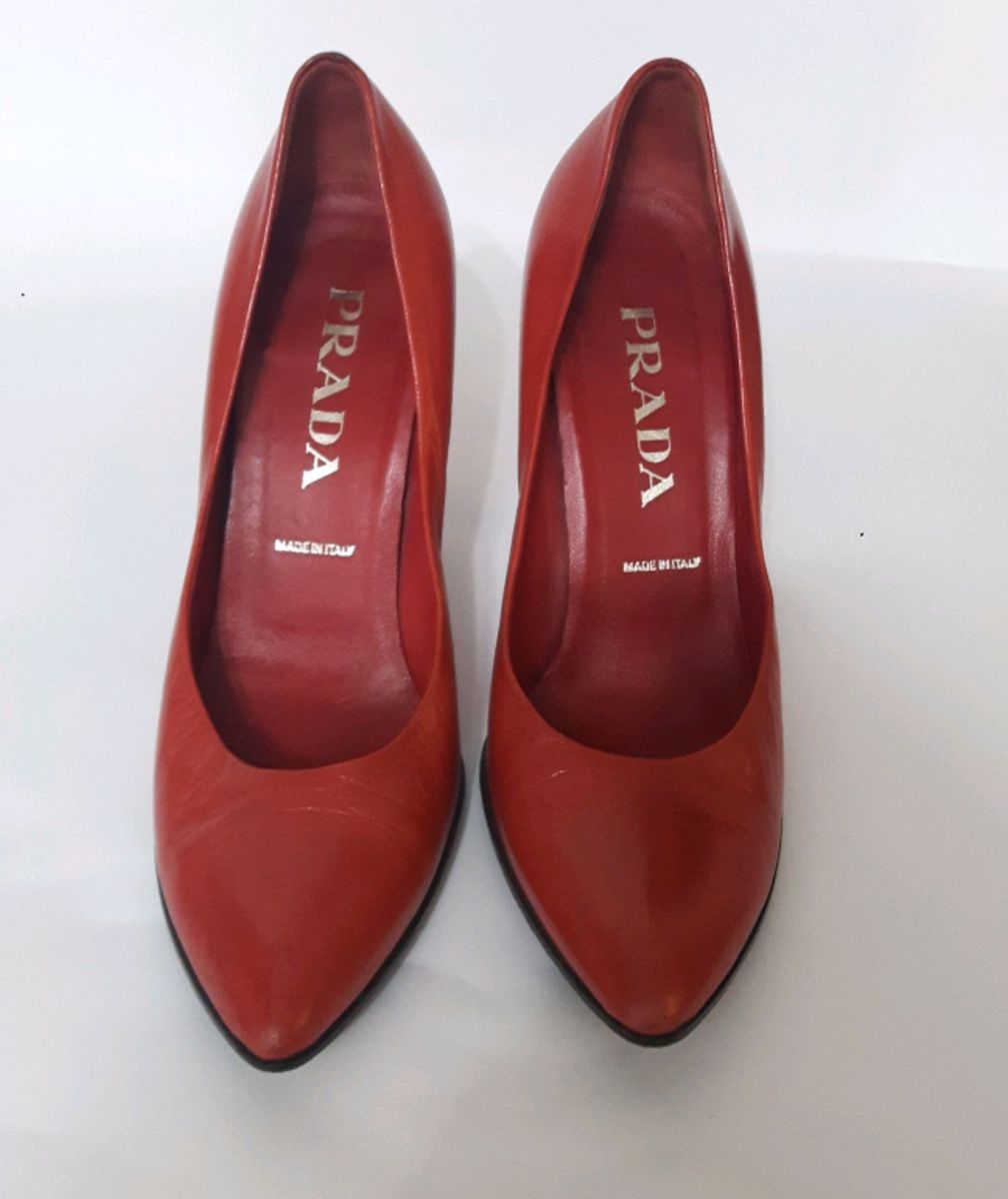 sapato prada solado vermelho