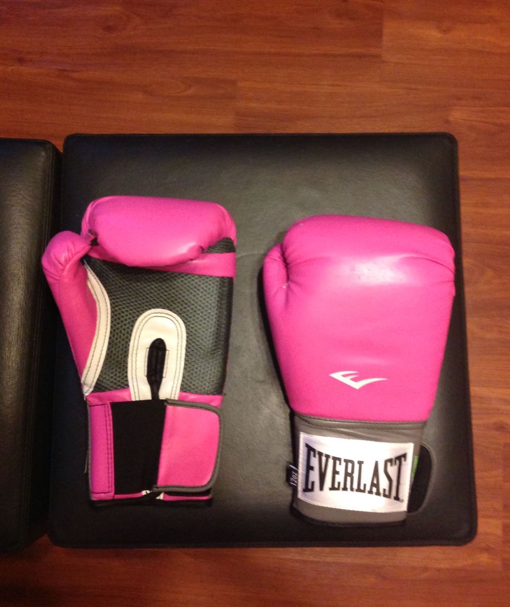luva muay thai feminina everlast