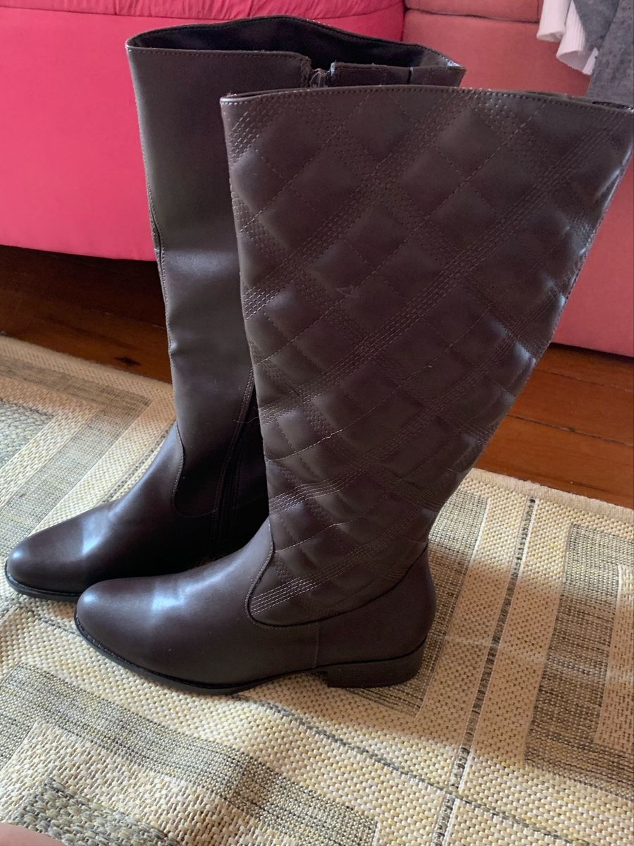 bota branca via uno